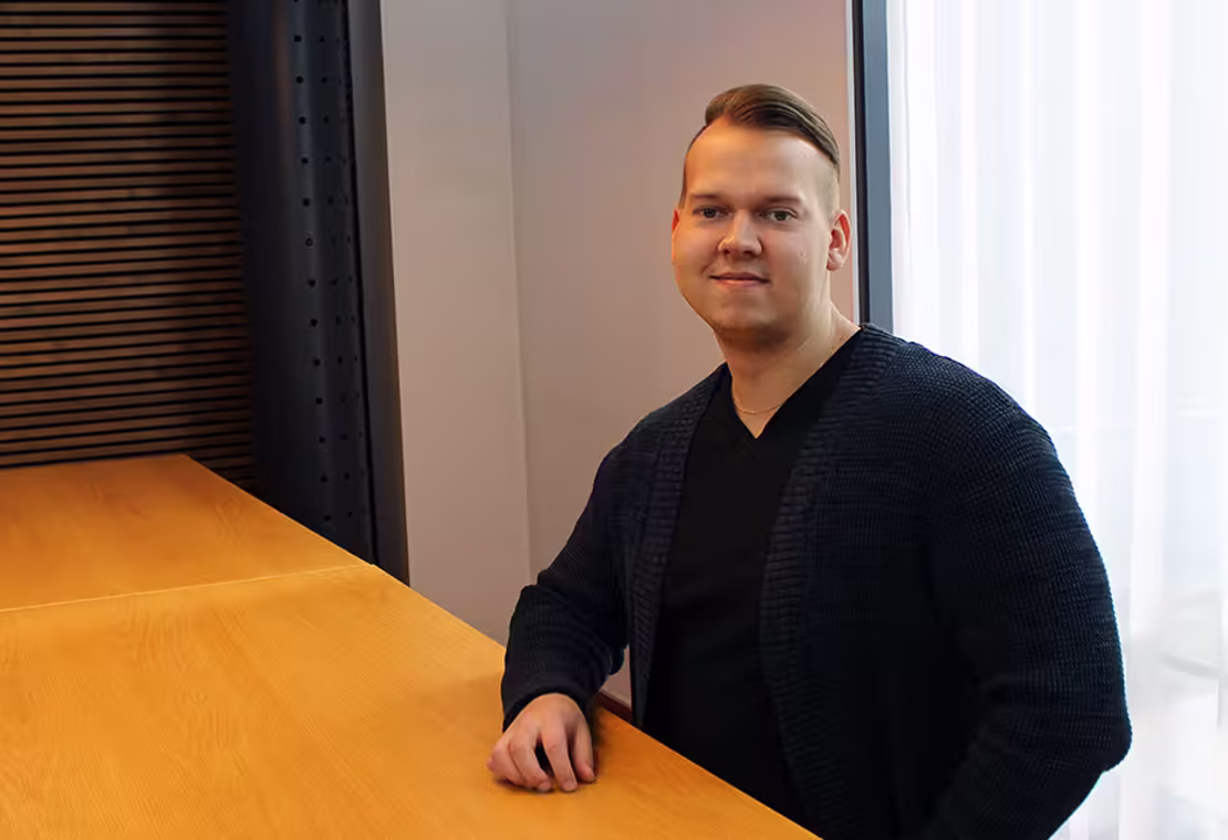 Perintäkäsittelijästä kouluttajaksi